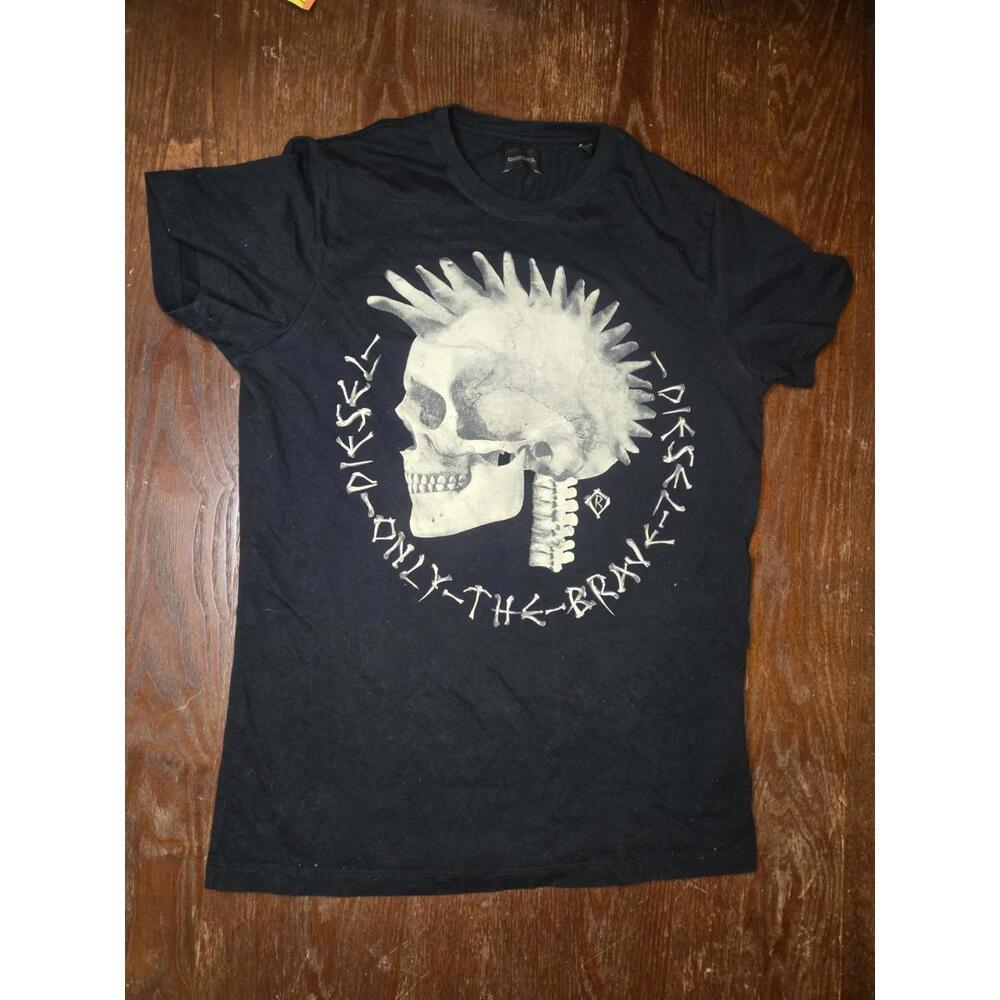 Vintage Men"s Diesel Skull T-shirt Size Small